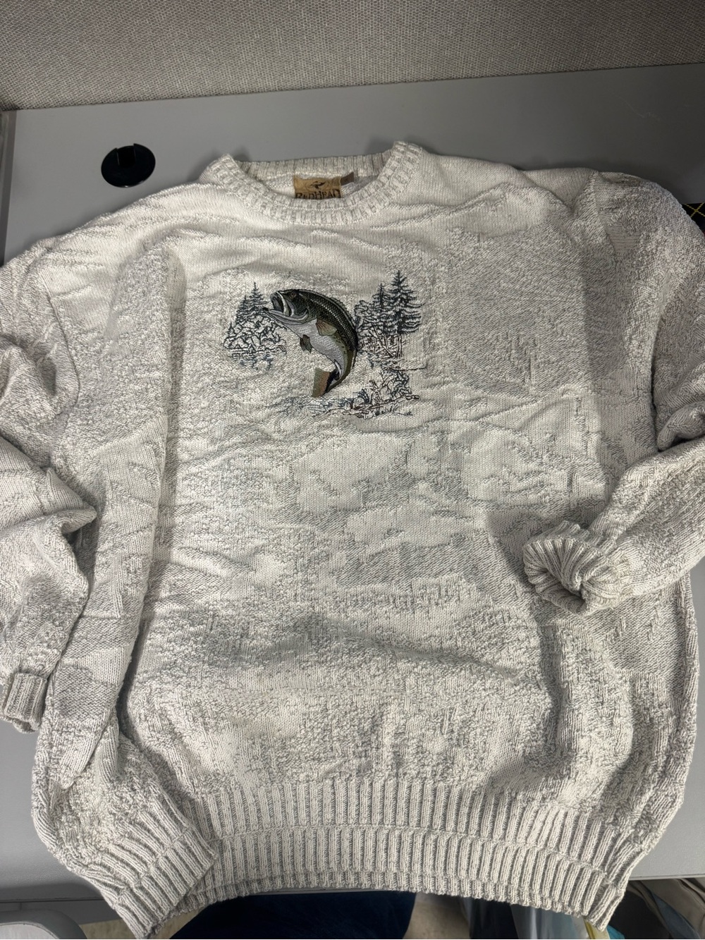 Vintage RedHead Cream Crewneck Sweater with Embroidered Bass Motif Sz XL